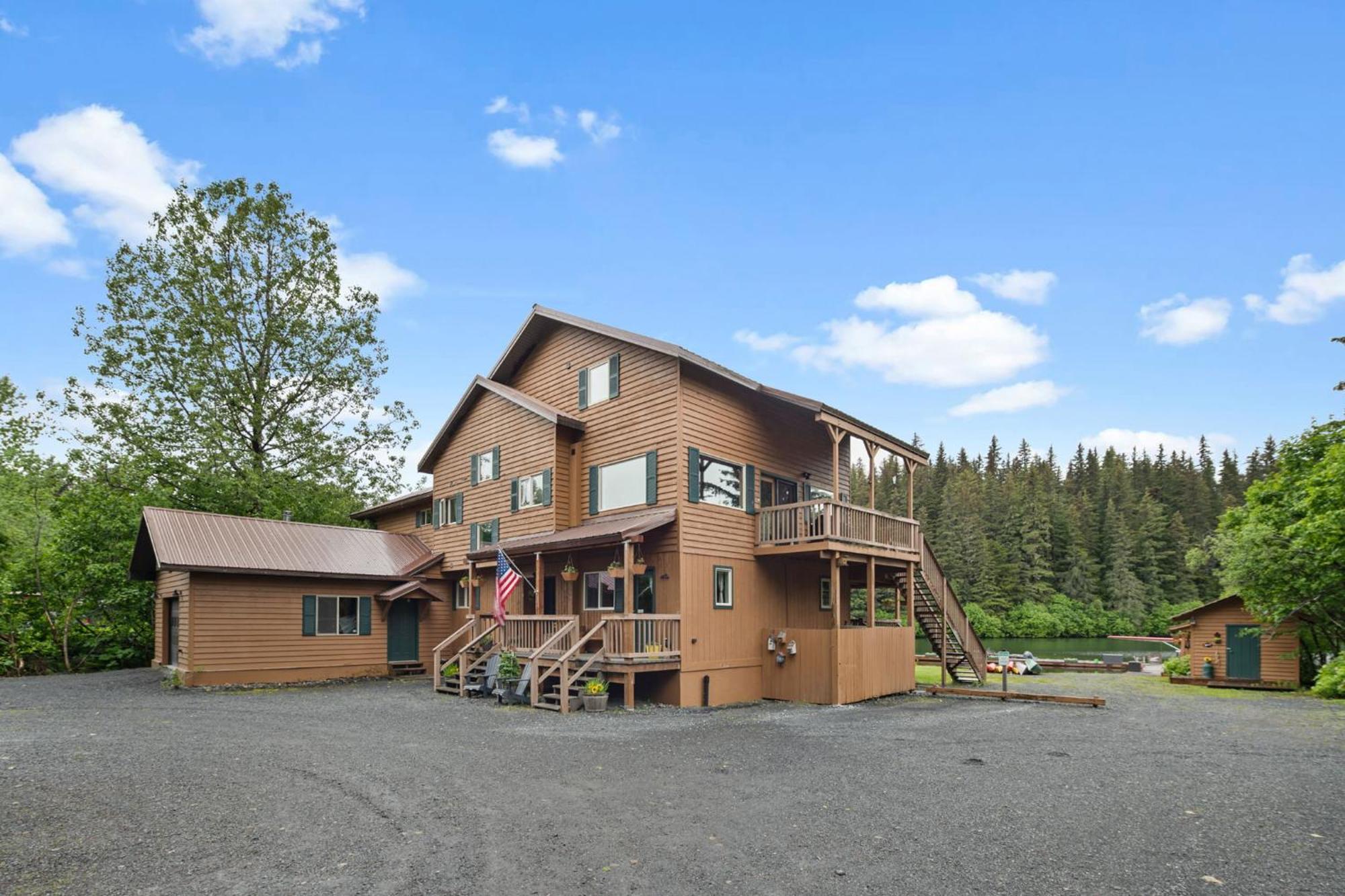 Bear Lake Lodgings B&B, Inc Seward Bagian luar foto