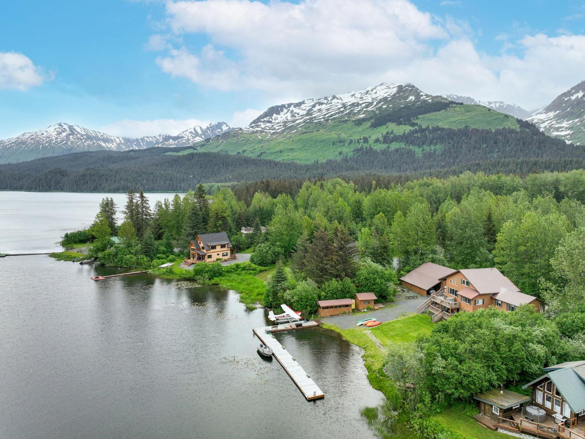 Bear Lake Lodgings B&B, Inc Seward Bagian luar foto