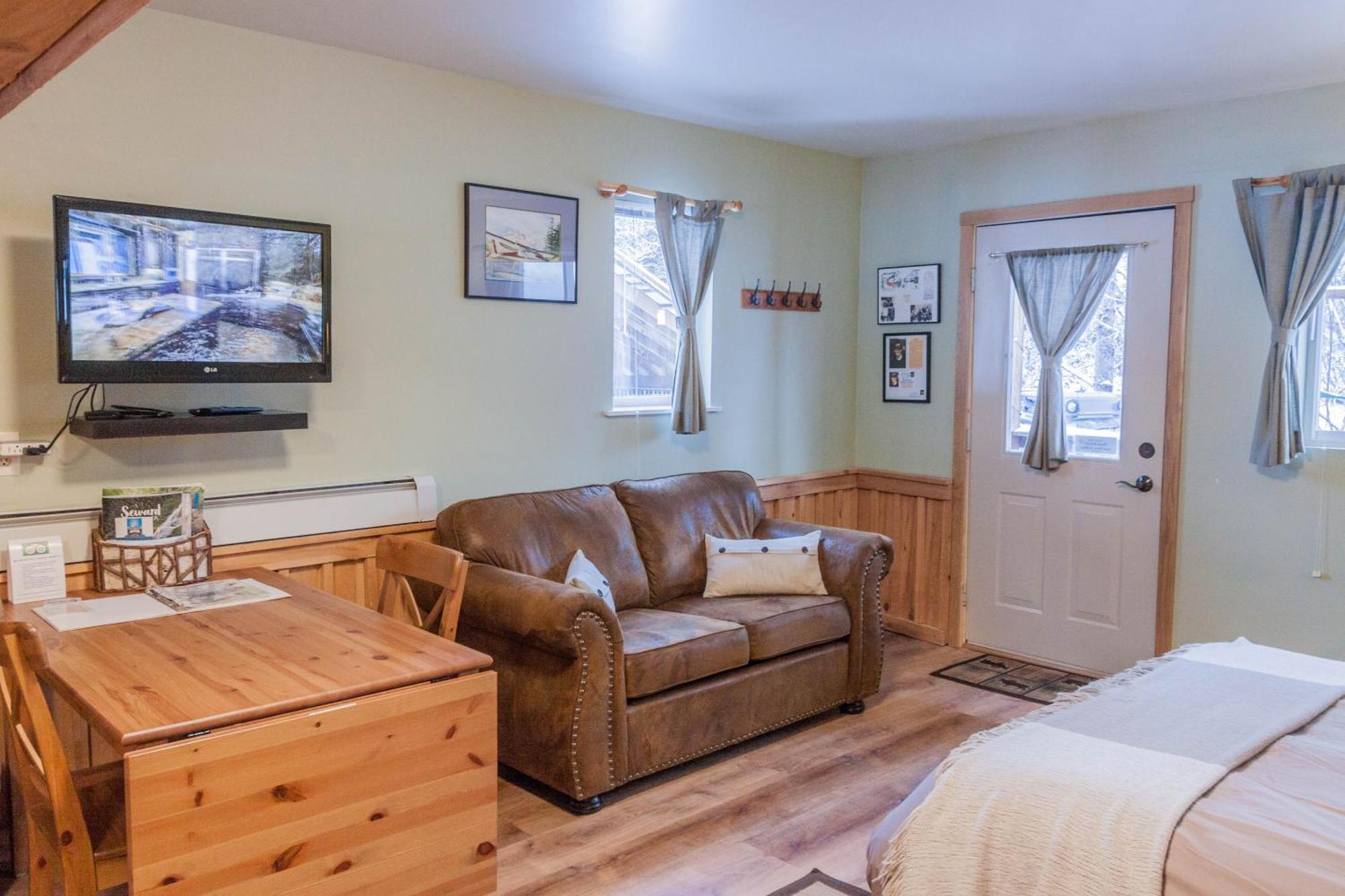 Bear Lake Lodgings B&B, Inc Seward Bagian luar foto