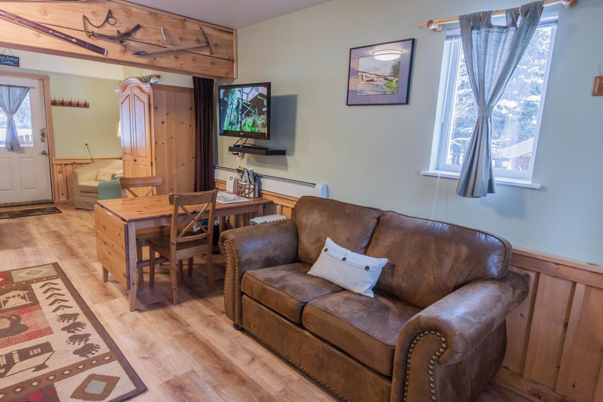 Bear Lake Lodgings B&B, Inc Seward Bagian luar foto