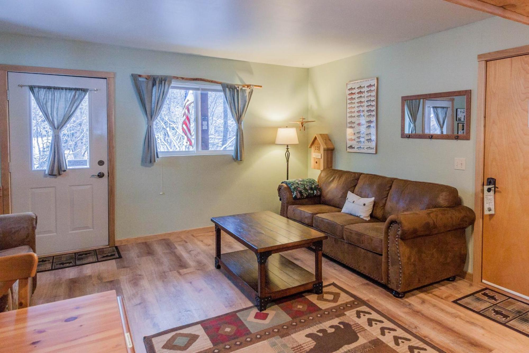 Bear Lake Lodgings B&B, Inc Seward Bagian luar foto