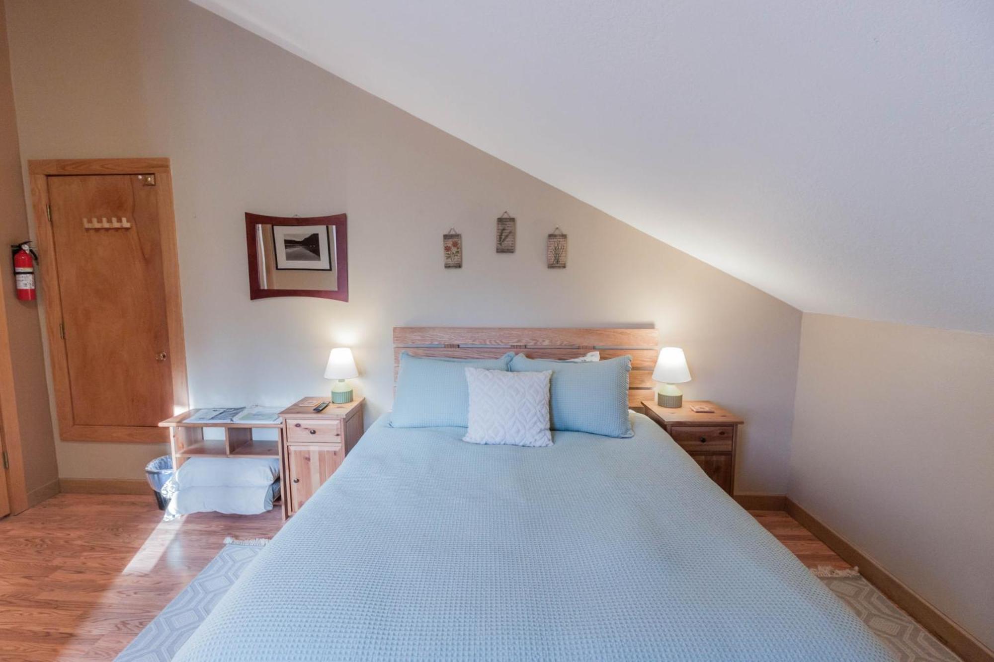 Bear Lake Lodgings B&B, Inc Seward Bagian luar foto